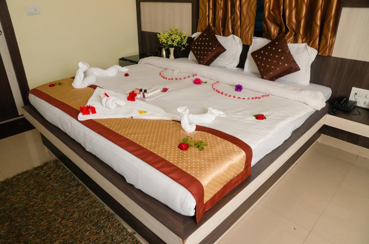Hotel Vaishnavi Heights Aurangabad  Экстерьер фото